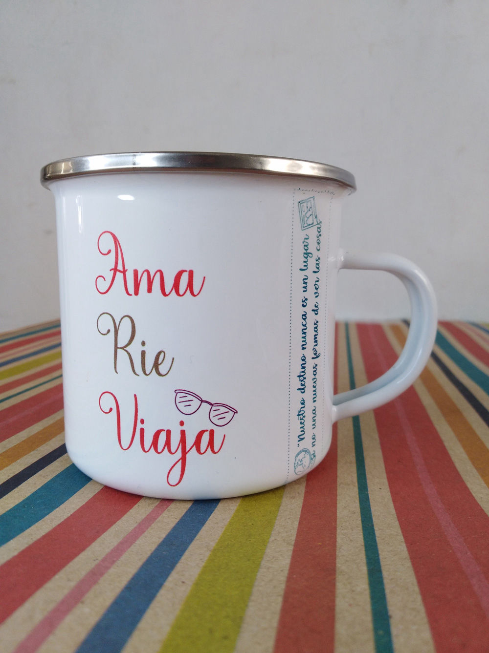 Mug ama, rie, vive